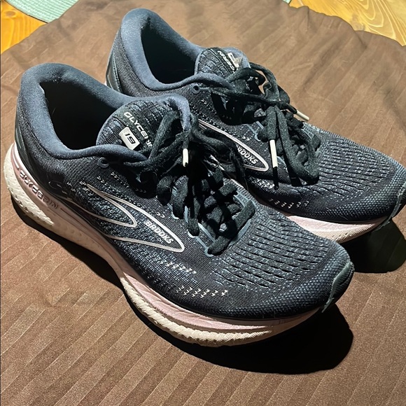 Brooks Shoes - Brooks Glycerin 19 Black and Pink Athletic Running Shoes